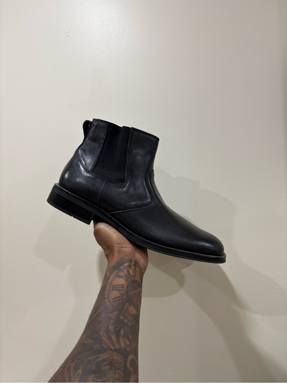 Classic Leather Chelsea Boots